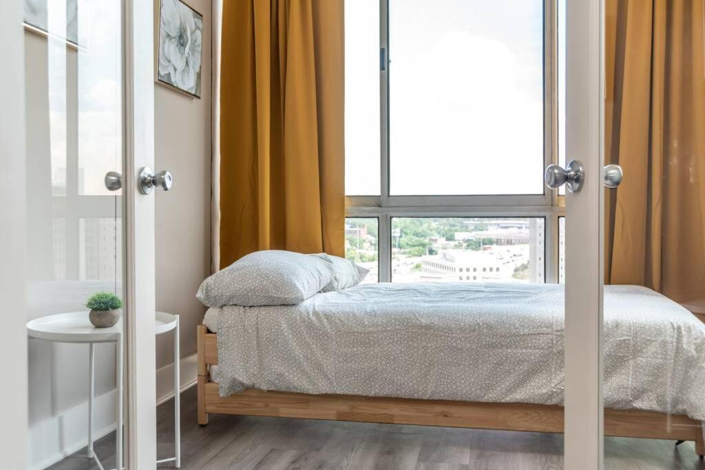 Downtown 1Bd Condo Excellent View! Onsite Parking Lm1704 Атланта Екстериор снимка